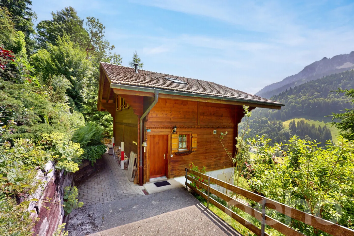 Exceptional view! A uniquely charming chalet facing the Gastlosen - Photo 3 of 12