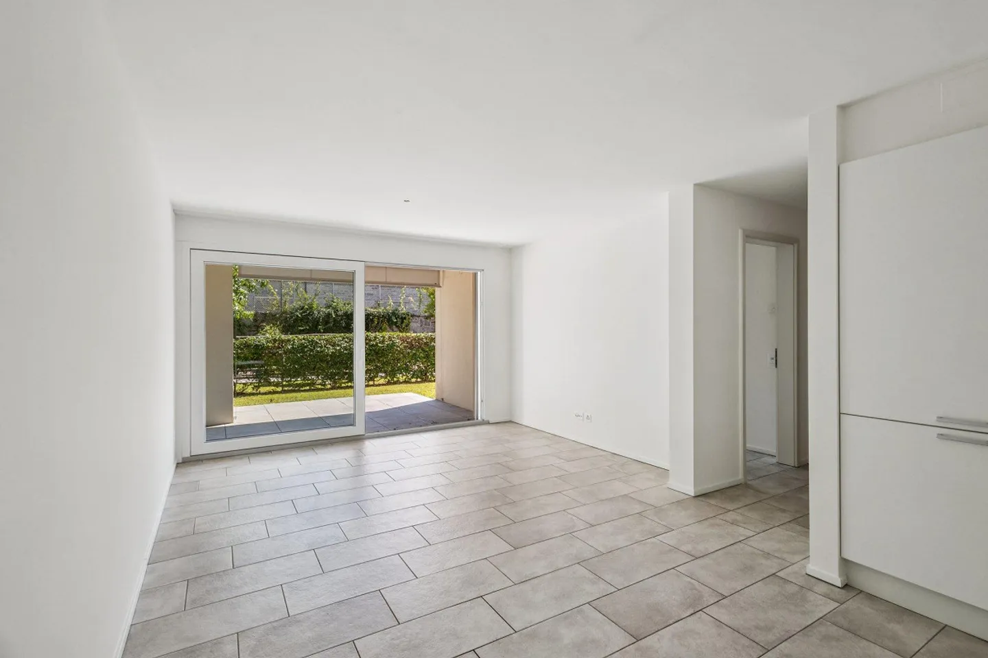 Giardino privato e due pigioni nette gratis - Foto 6 di 9