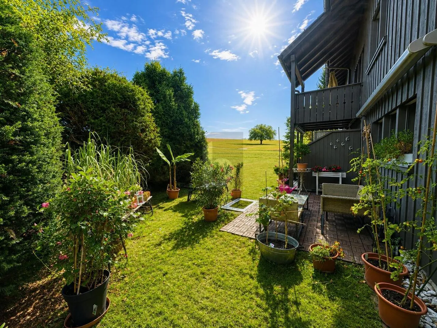 BEAUTIFUL, SPACIOUS WITH LOTS OF CHARM (LIMITED) - Photo 1 of 6