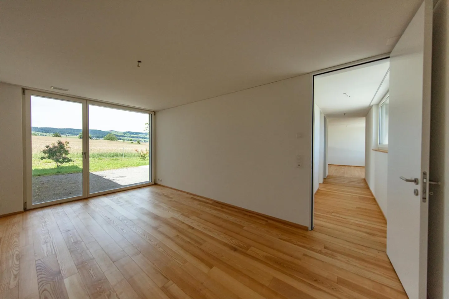 Modernes Einfamilienhaus in Sins - Foto 4 von 5