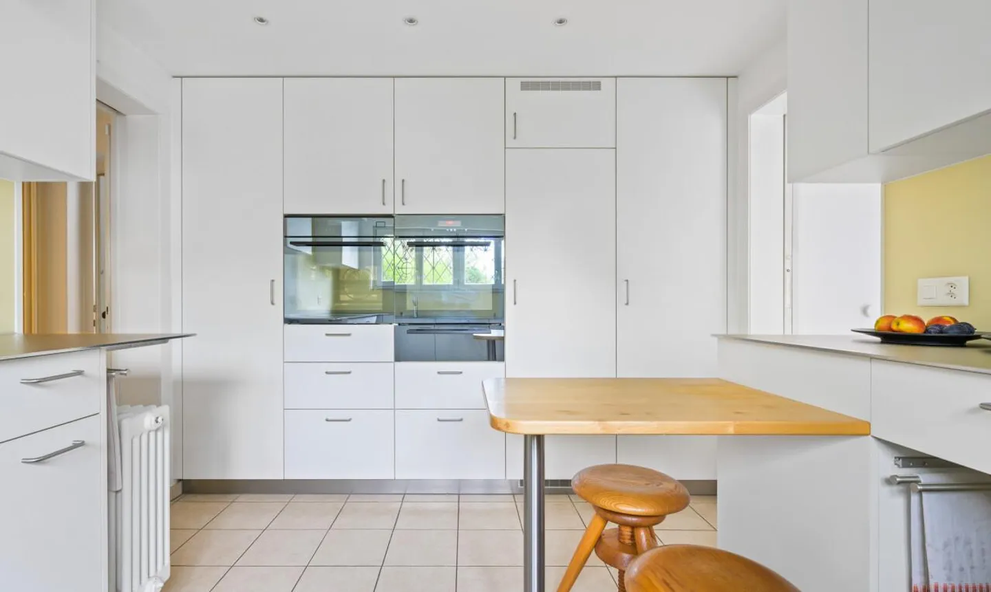 Casa di 12 stanze con oasi di giardino e molto spazio - Foto 8 di 11