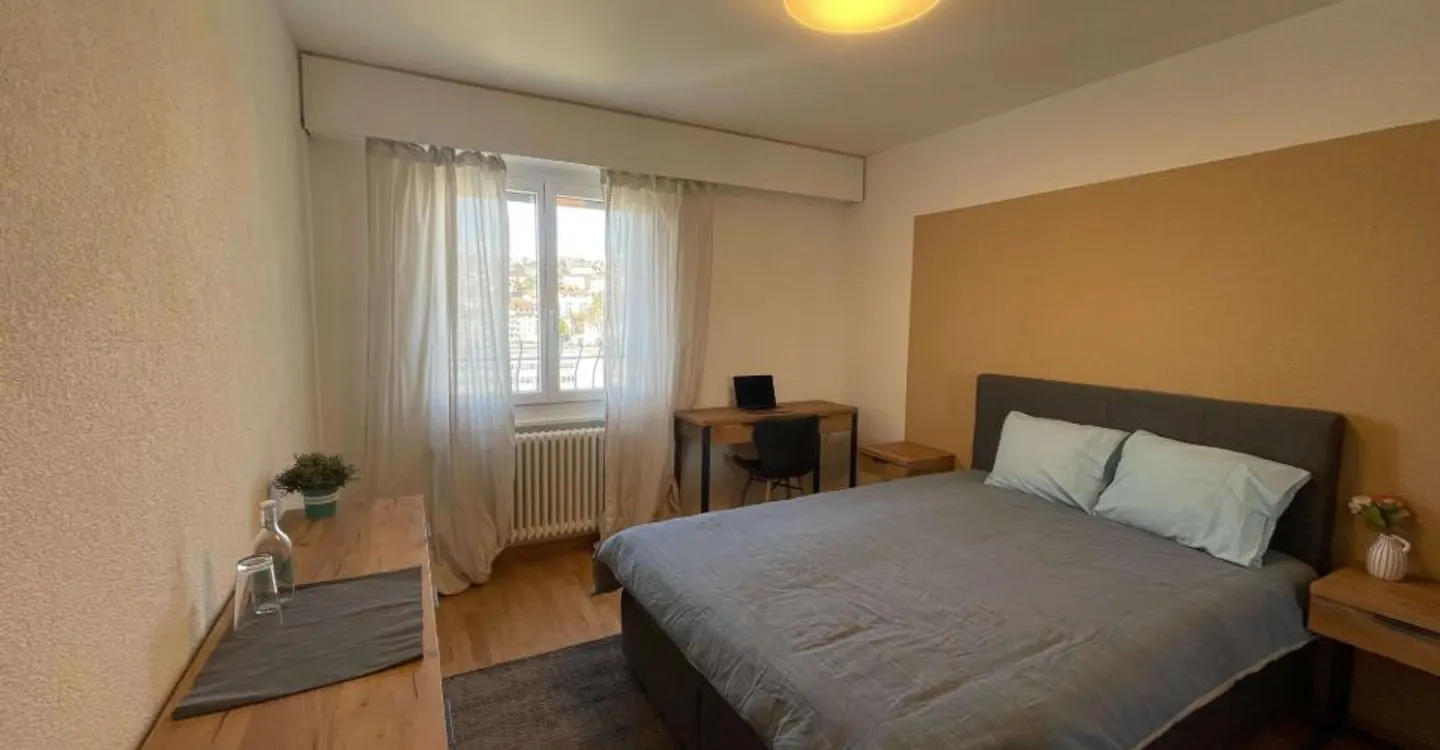 Furnished room in modernised apartment in a top location - Photo 5 of 19