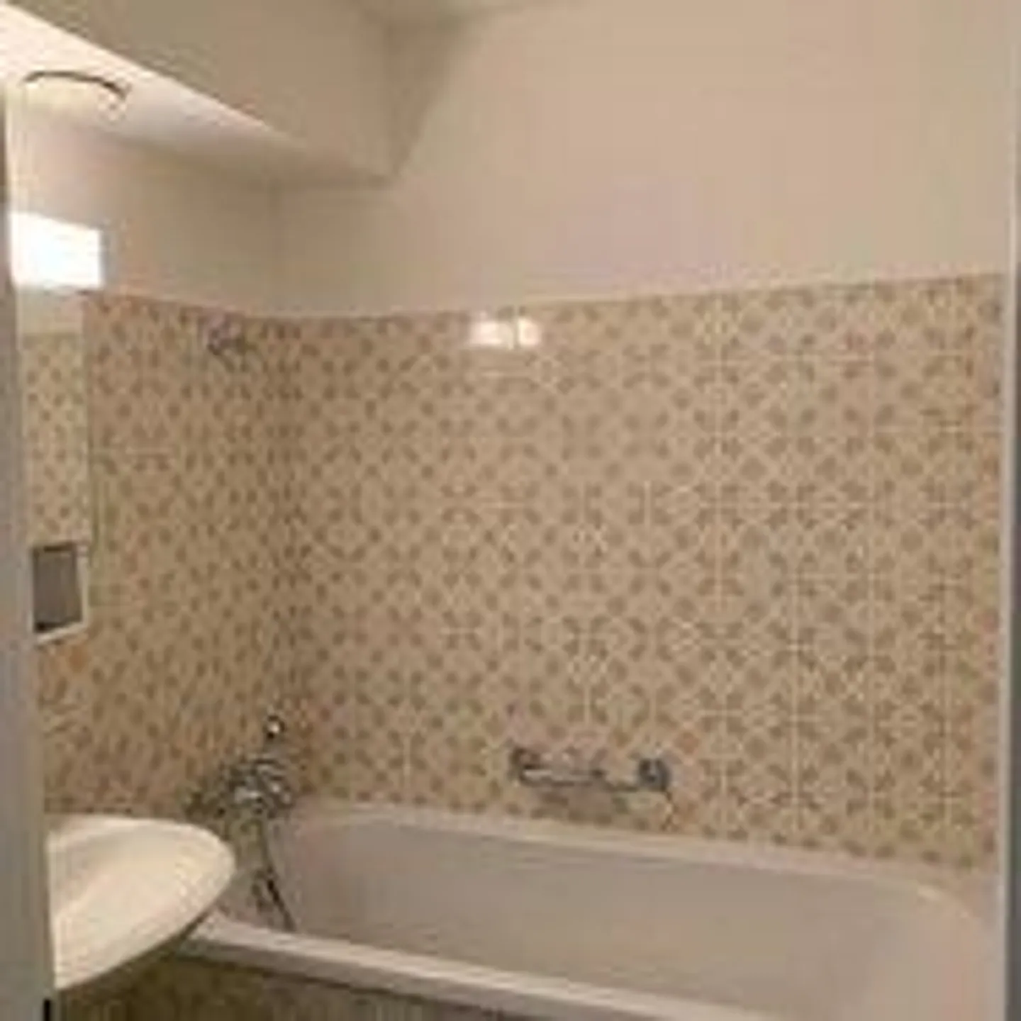 Appartamento di 2 stanze in affitto a Dübendorf - Foto 2 di 8