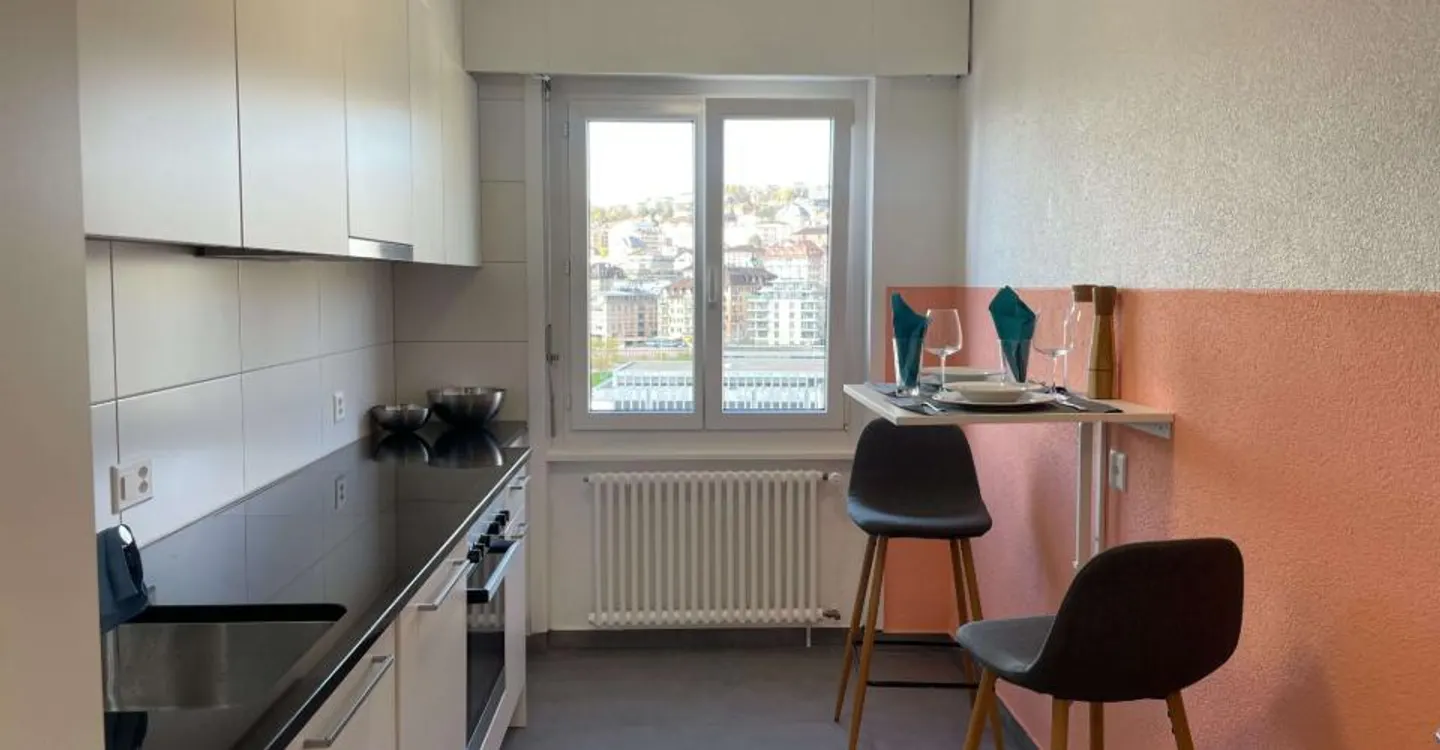 Furnished room in modernised apartment in a top location - Photo 12 of 19