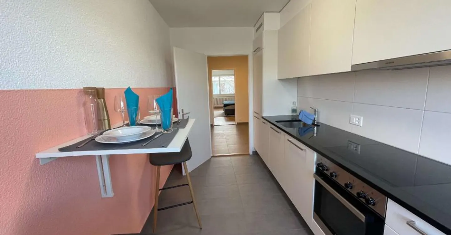 Furnished room in modernised apartment in a top location - Photo 16 of 19