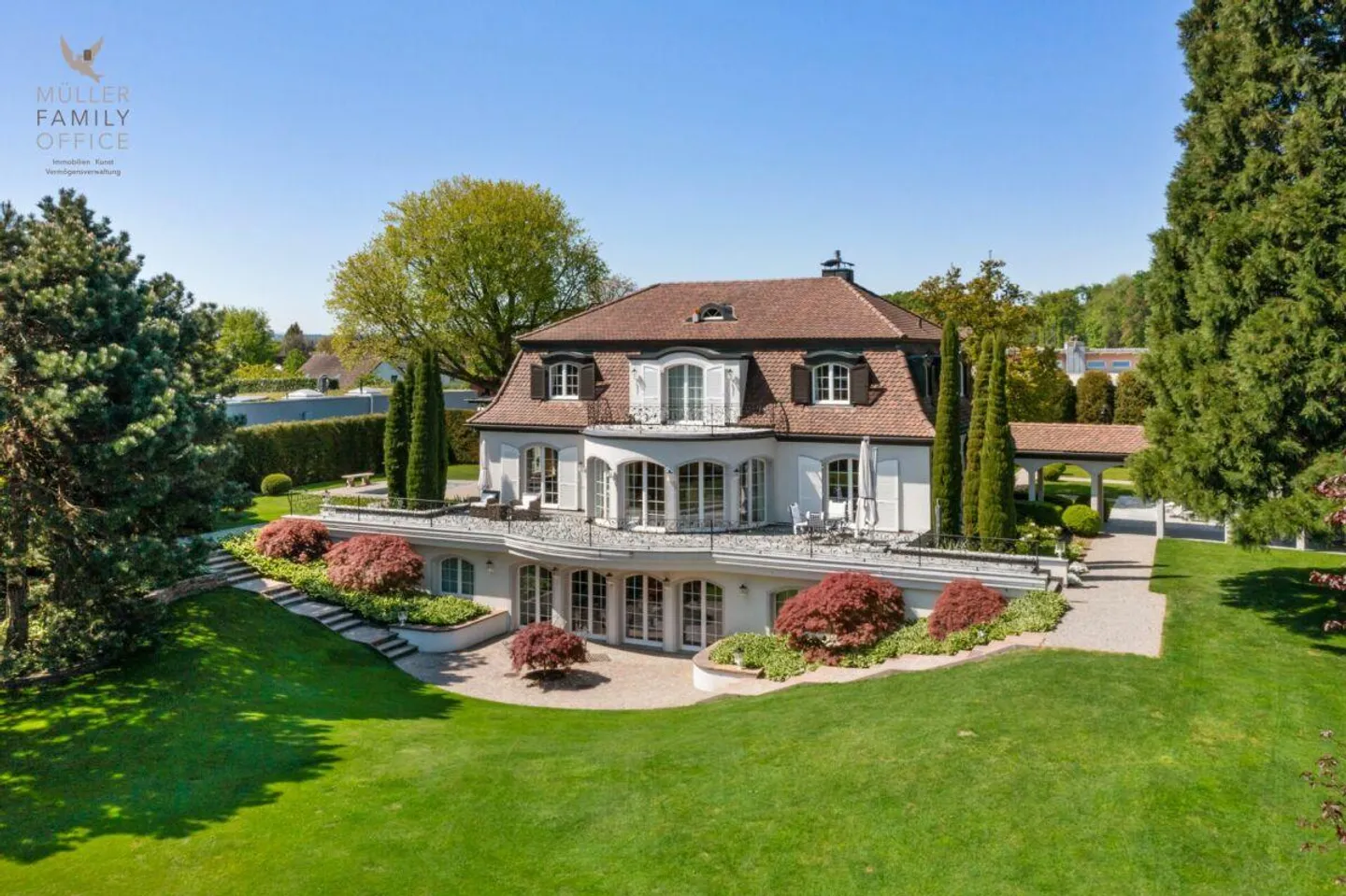 Romantisches Refugium mit französischem  Akzent - Exklusive Villa mit Parkgarten - Foto 1 von 13