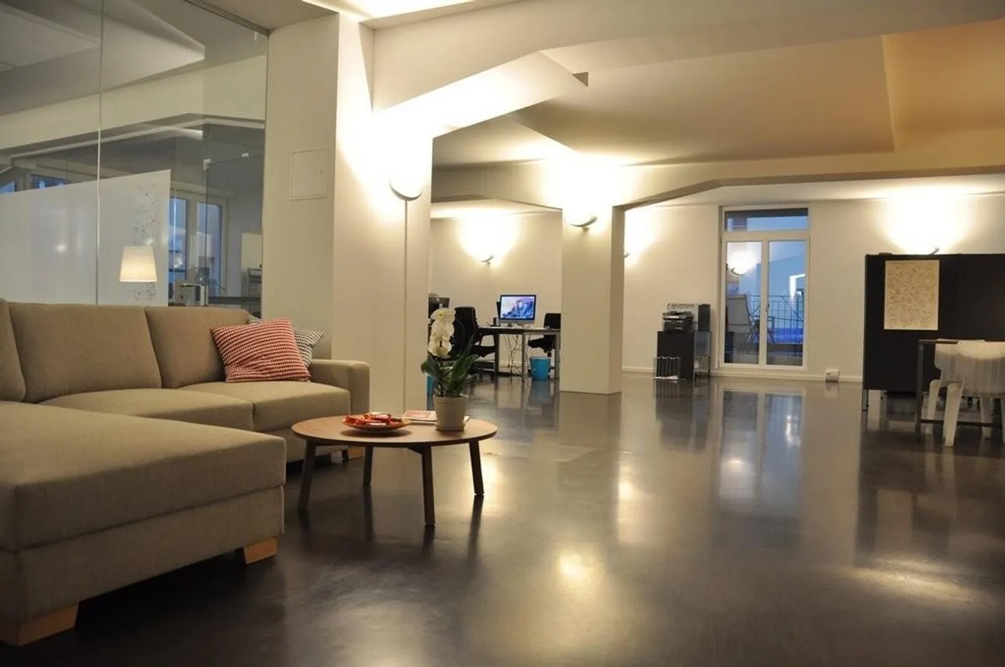 Office space in prime location in 8004 Zurich - Photo 3 of 8