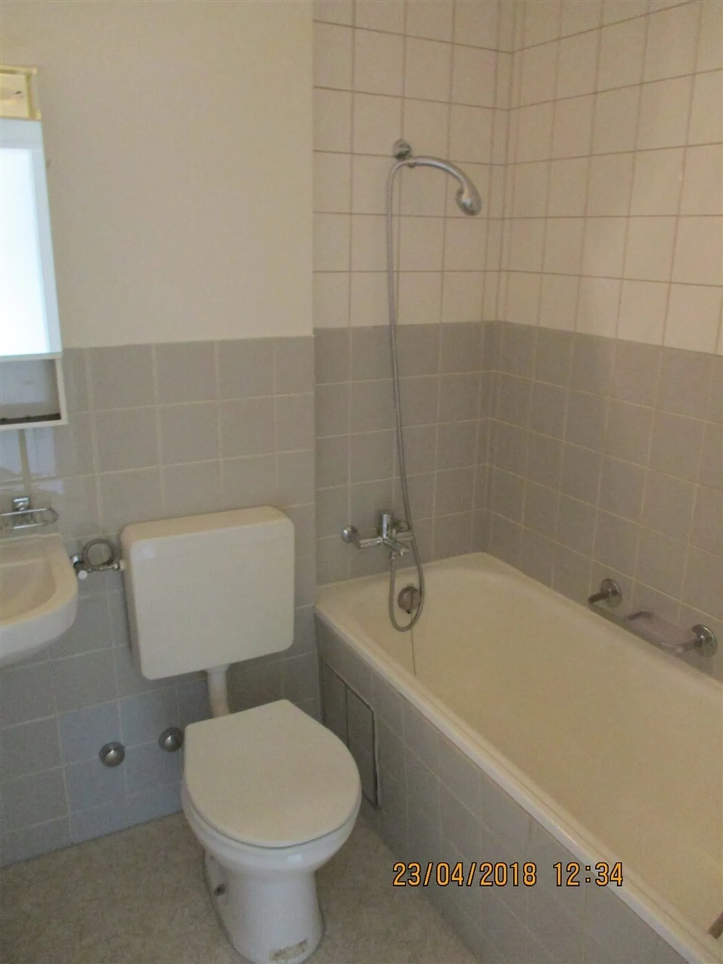 Appartement confortable pas cher à louer! - Photo 2 sur 4