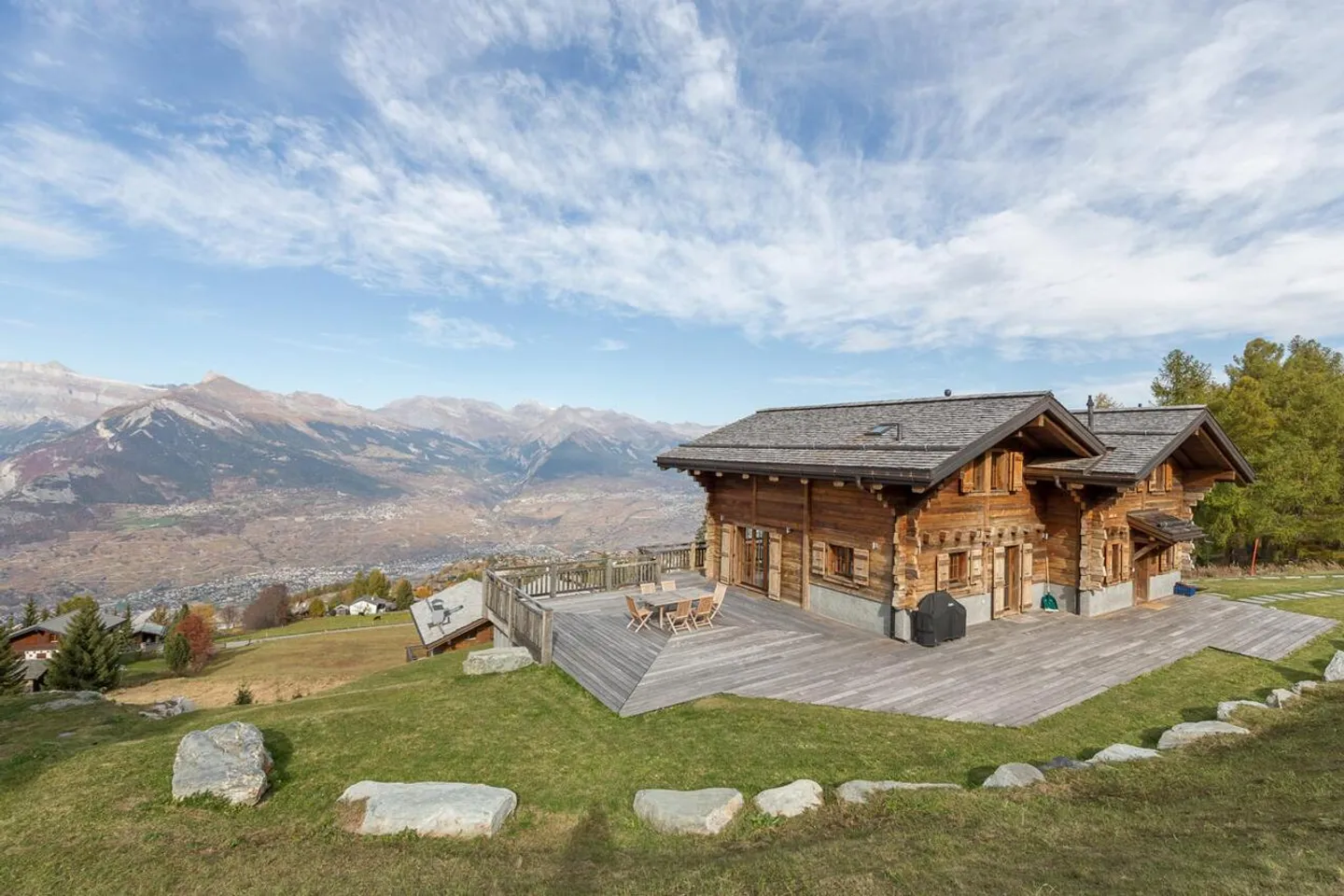 Chalet d'exception sur les pistes - Photo 1 sur 13
