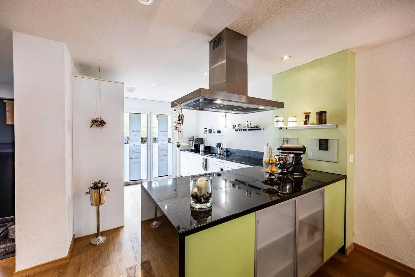 Family happiness in the countryside - Photo 2 of 8