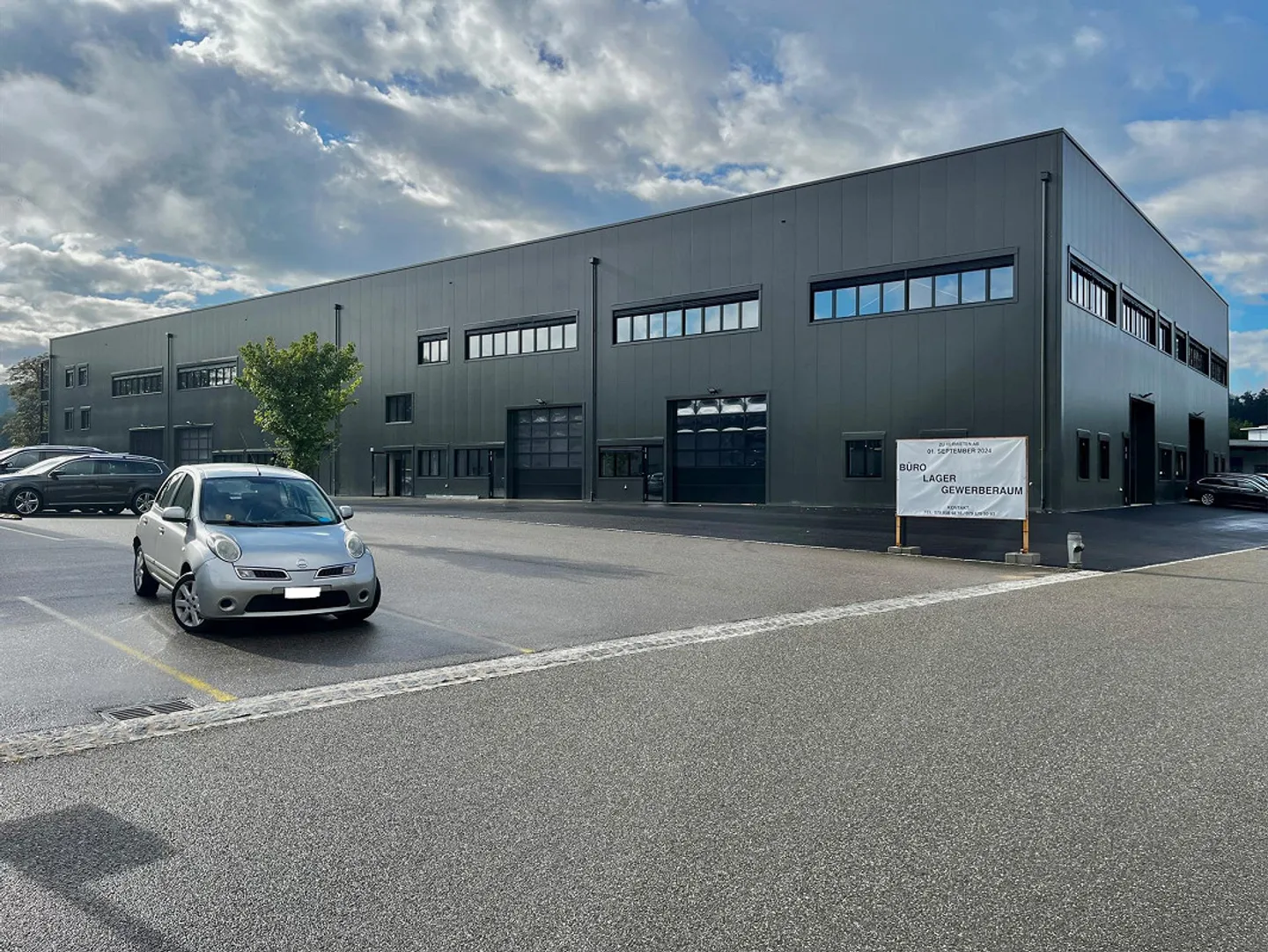 Magazzino spazioso - Foto 2 di 4