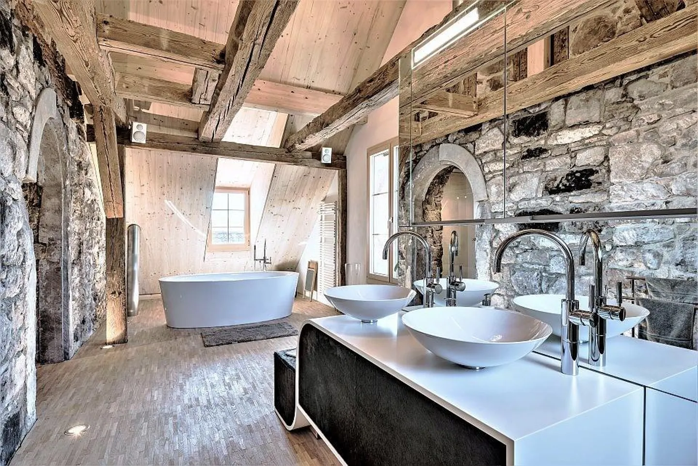 Le Classique Rencontre le Confort - Photo 1 sur 1