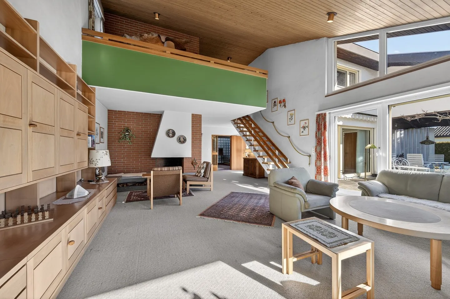 Spaziosa felicità con piscina e grande potenziale a Opfikon - Foto 6 di 10