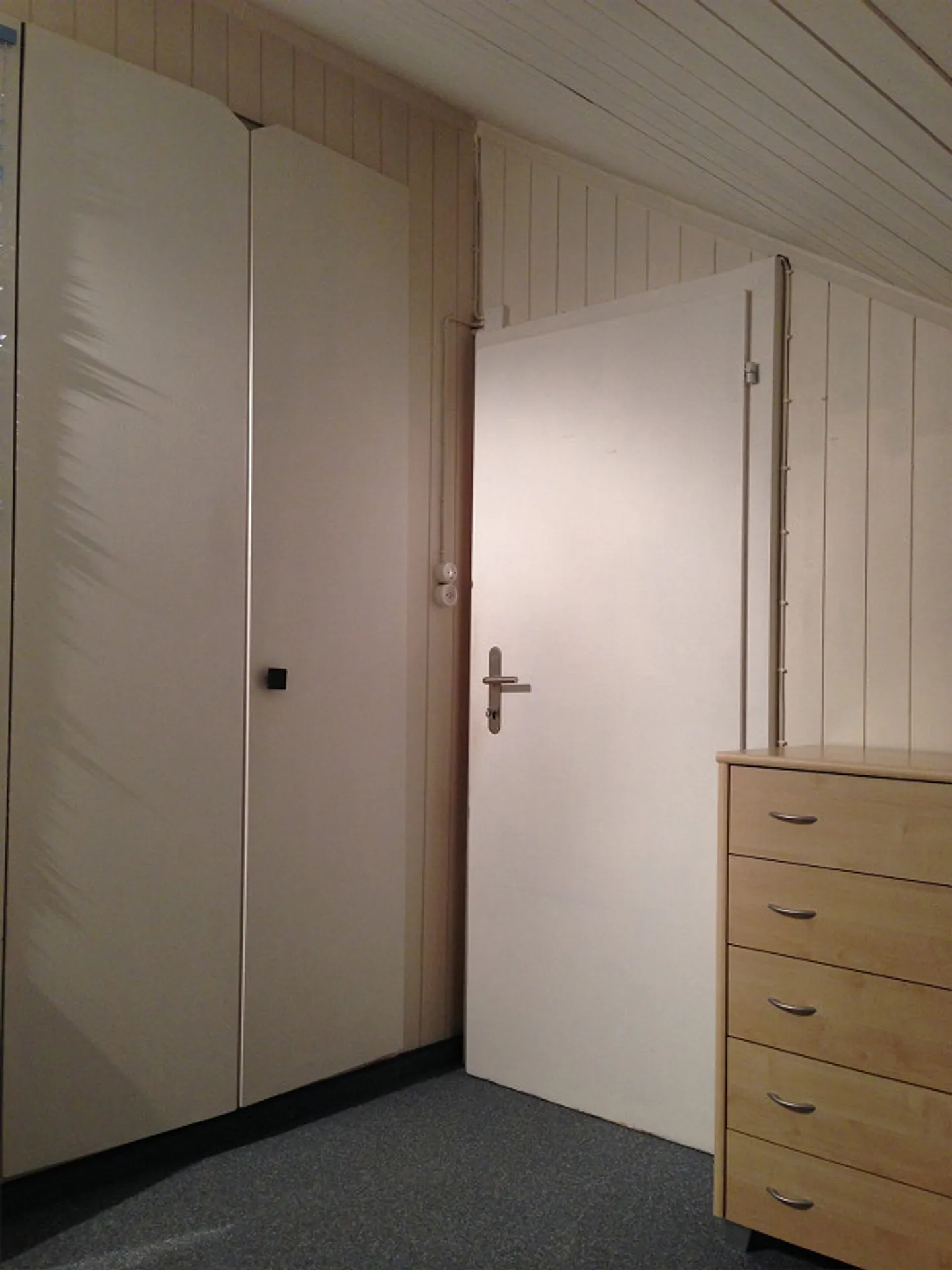 Sonnige Wohnung mit Seeblick - Foto 9 von 13