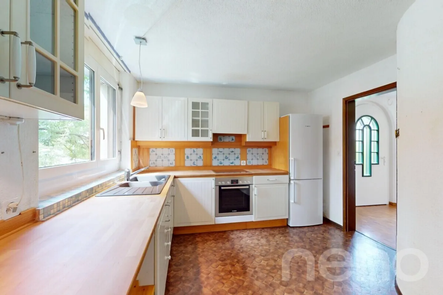 Affascinante casa a schiera con grande potenziale a Dielsdorf - Foto 5 di 12