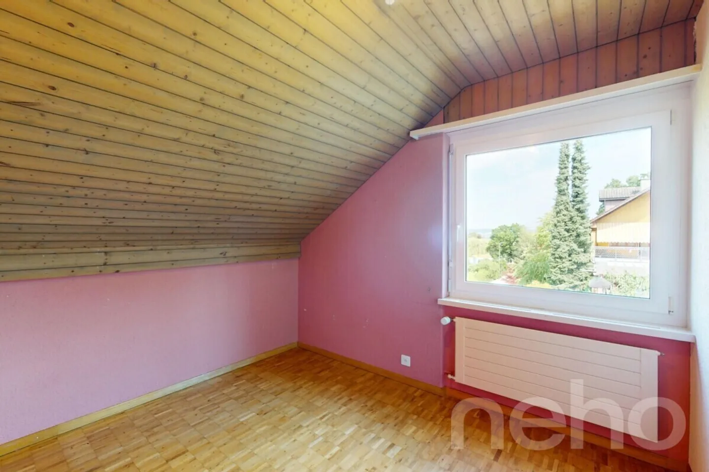 Affascinante casa a schiera con grande potenziale a Dielsdorf - Foto 8 di 12