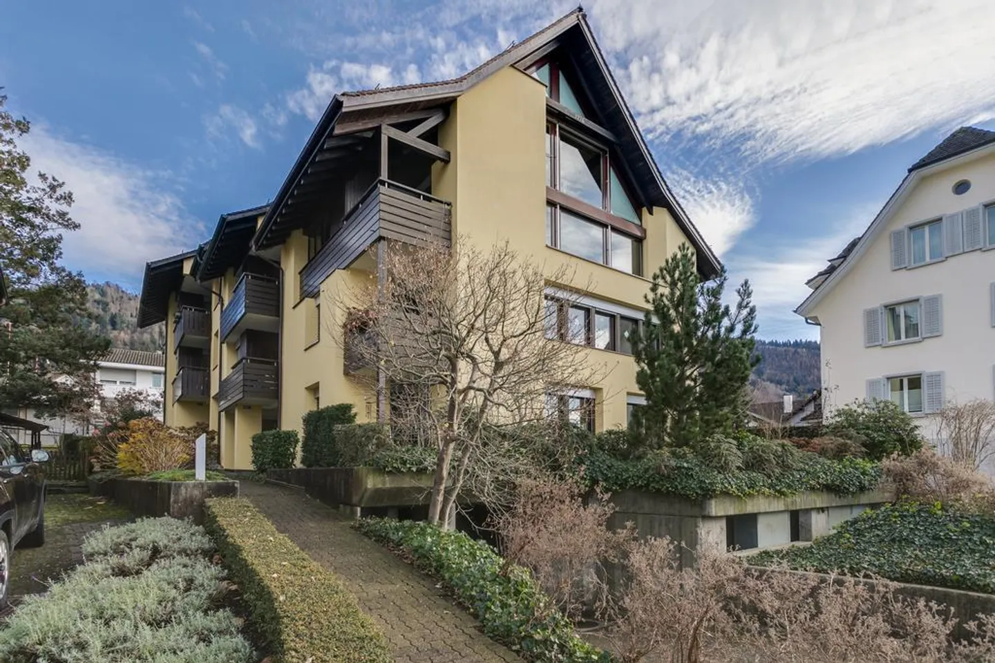 Ihr neues Zuhause in ruhiger Lage nahe Stadt und See - Foto 1 von 6