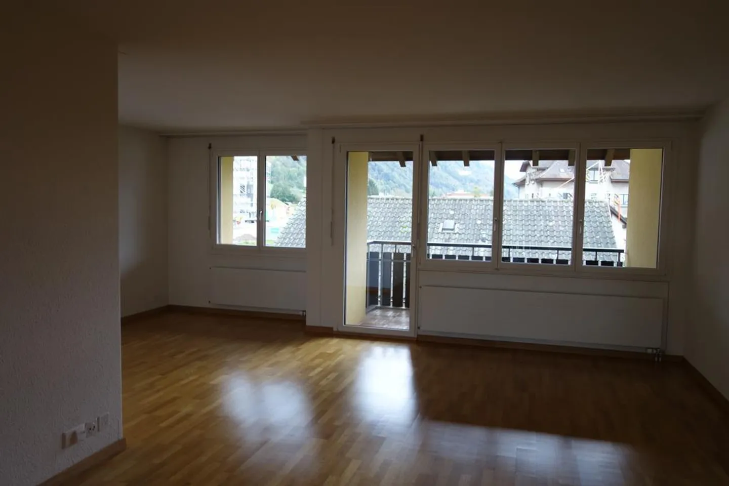 Ihr neues Zuhause in ruhiger Lage nahe Stadt und See - Foto 4 von 6