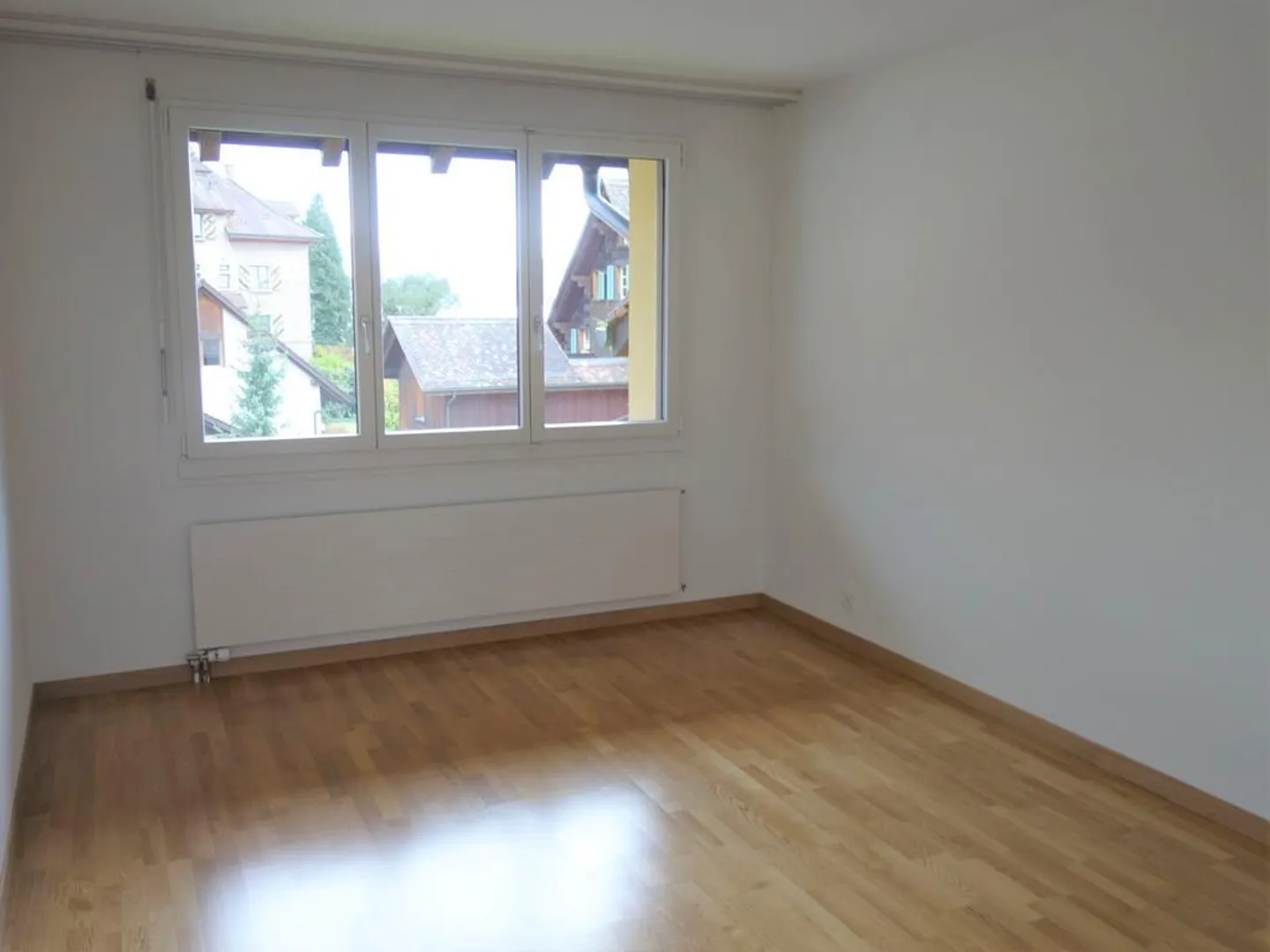 Ihr neues Zuhause in ruhiger Lage nahe Stadt und See - Foto 5 von 6
