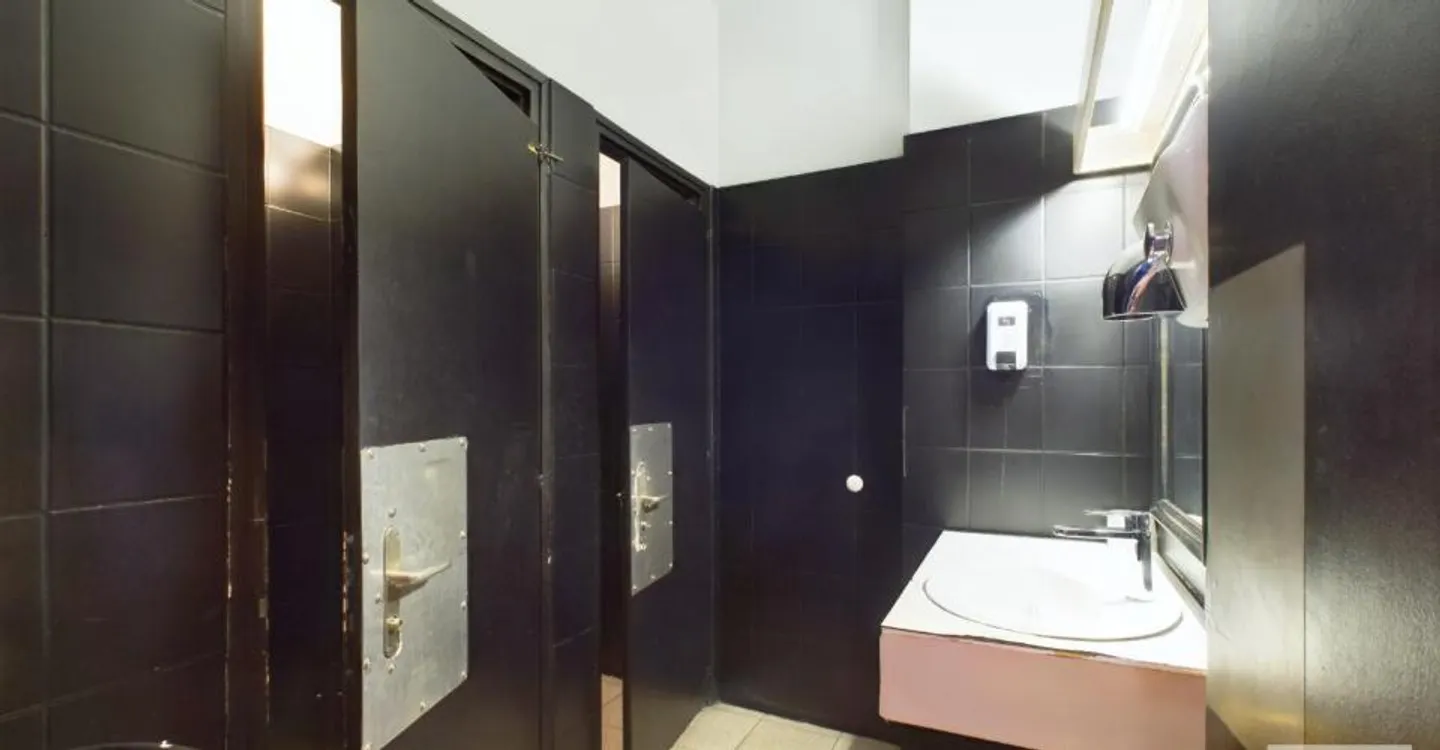 Commercial Space - Photo 11 of 11