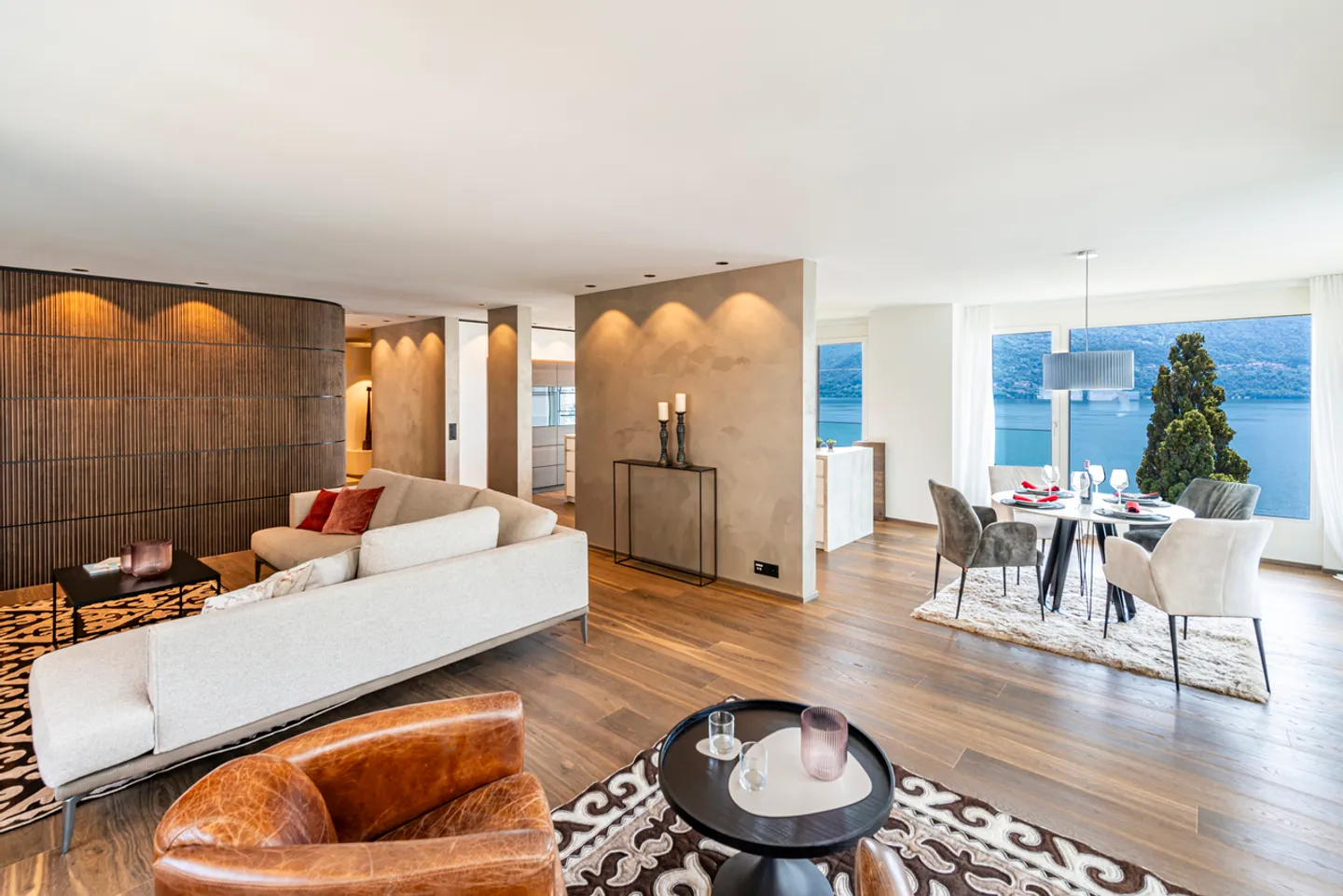 Furnished duplex penthouse with views of Lake Maggiore - Photo 3 of 15