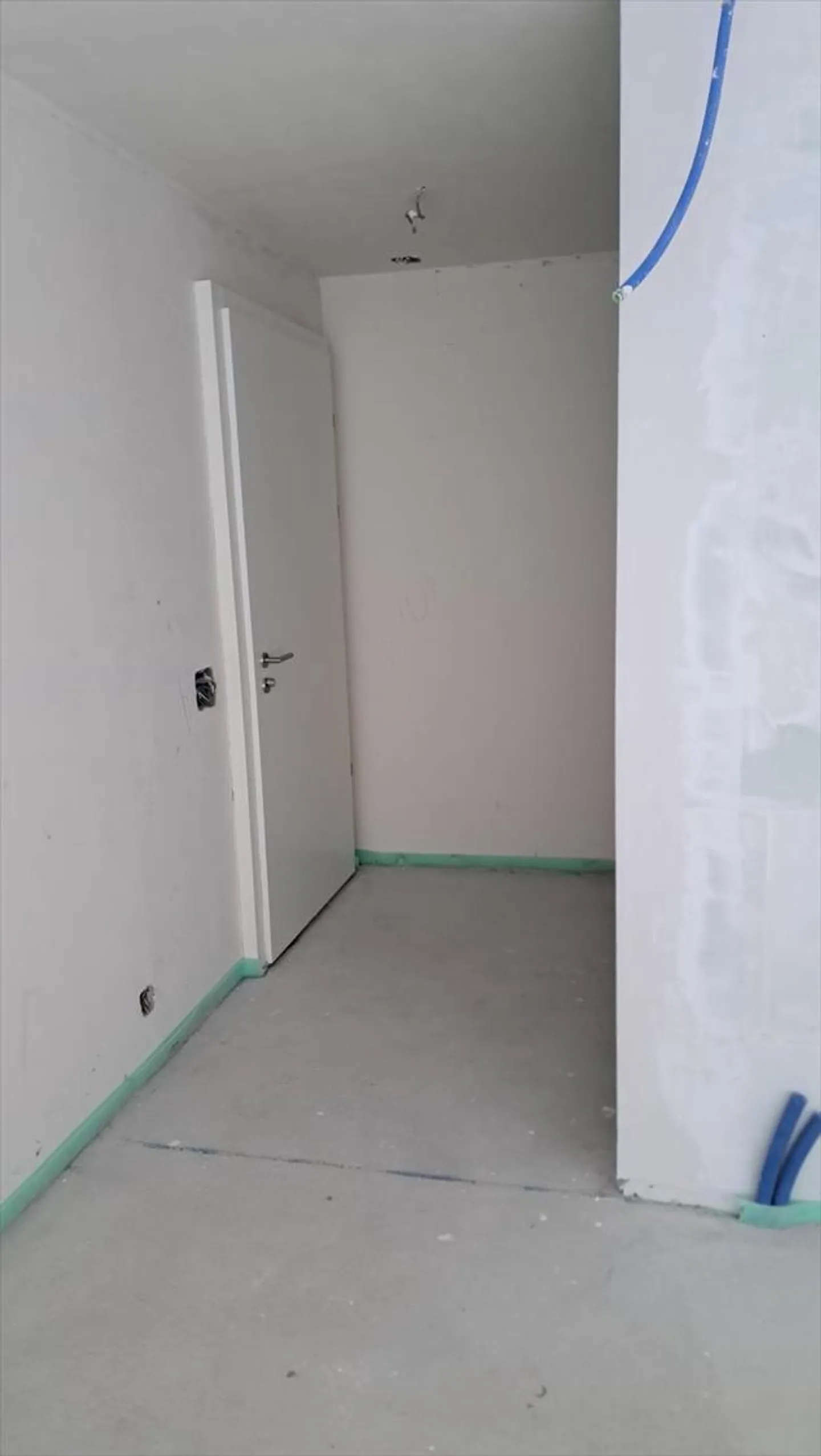 Spazio commerciale situato nel centro città - Foto 6 di 7