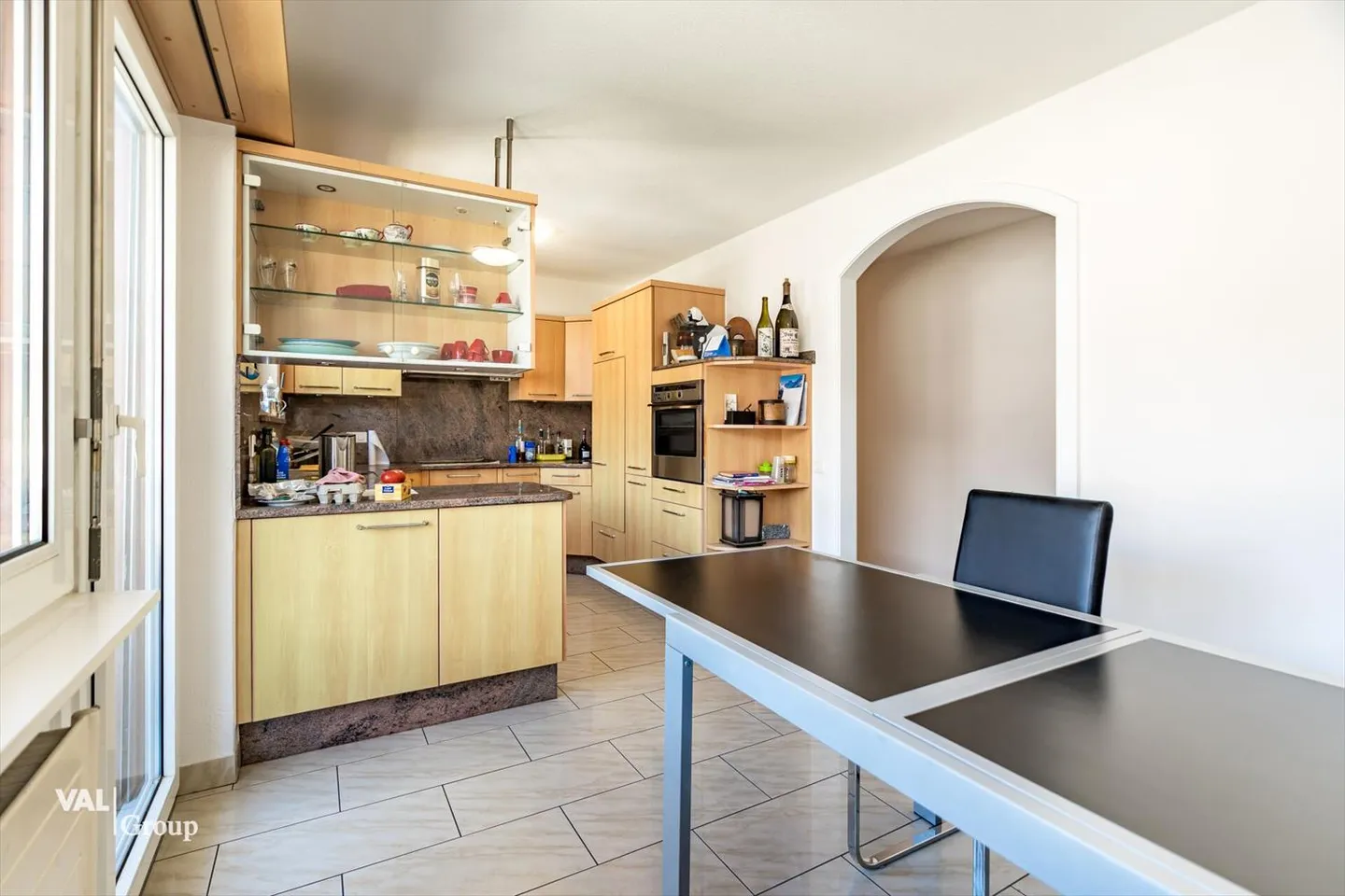Grosszügige Wohnung an bester Lage - mit vielen Glanzpunkten für die ganze Familie - Foto 3 von 13