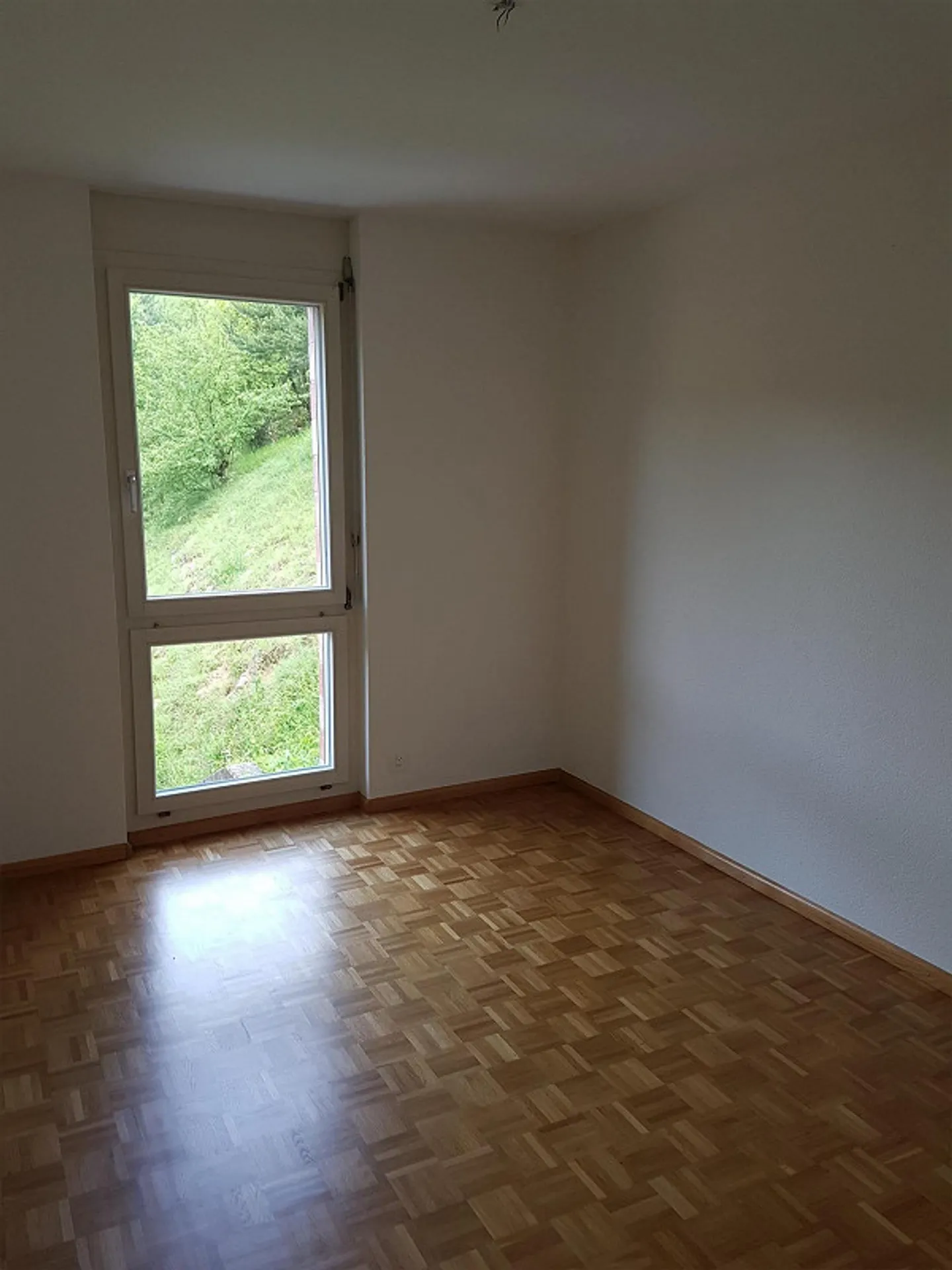 Charming 4.5-room apartment with balcony and garage in Dittingen - Photo 6 of 9