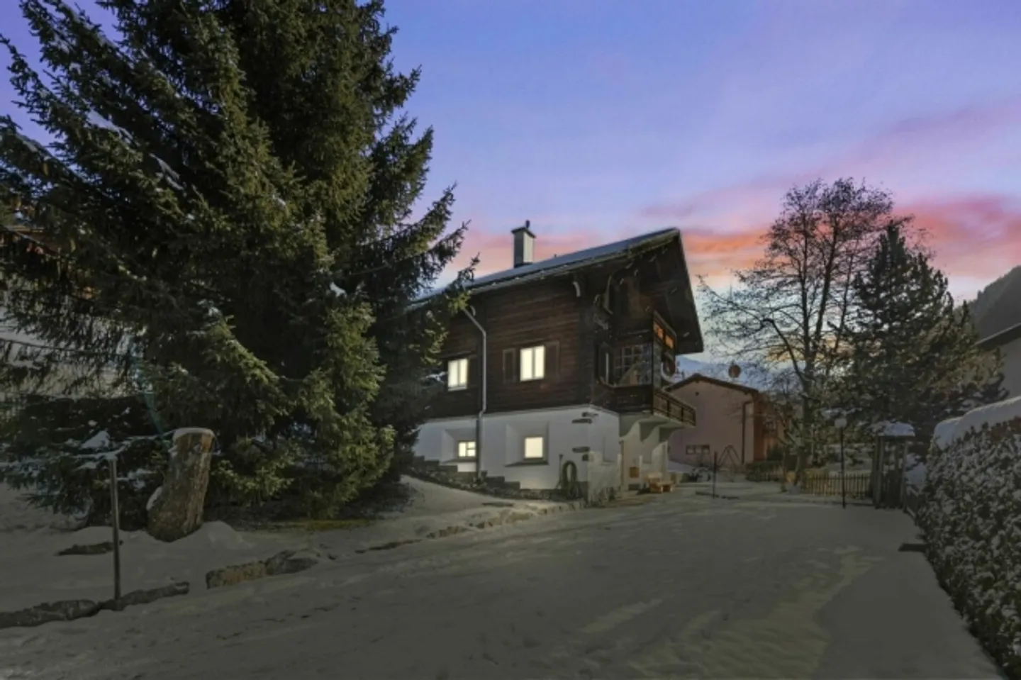 Chalet à vendre - Photo 1 sur 10
