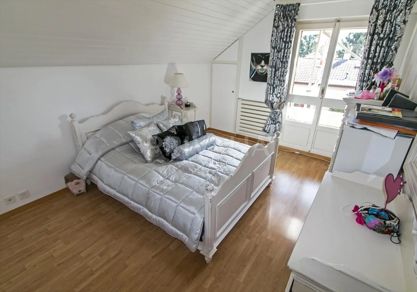 Schöne individuelle Villa mit großem Garten in Prangins - Foto 4 von 7