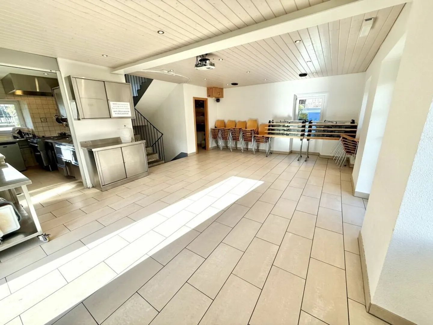 Auberge 12.5 rooms in Marécottes - Photo 6 of 24