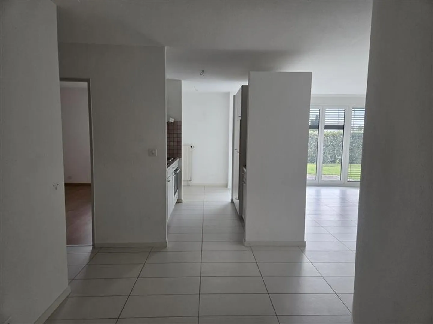 02682 - 3-room apartment - entrance "A" - Rue du Chablais 8 - Muraz - Photo 7 of 9