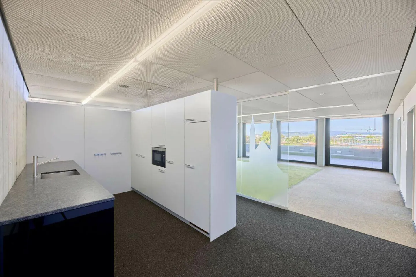 Espace de travail de première classe de 604 m² avec vue et balcon - Photo 8 sur 12