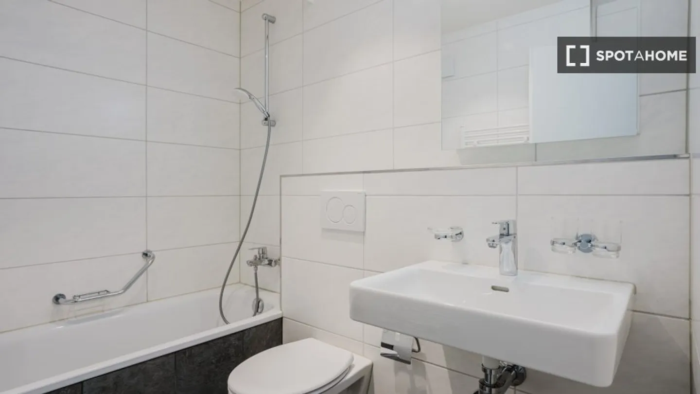 Appartamento in affitto - Foto 15 di 17