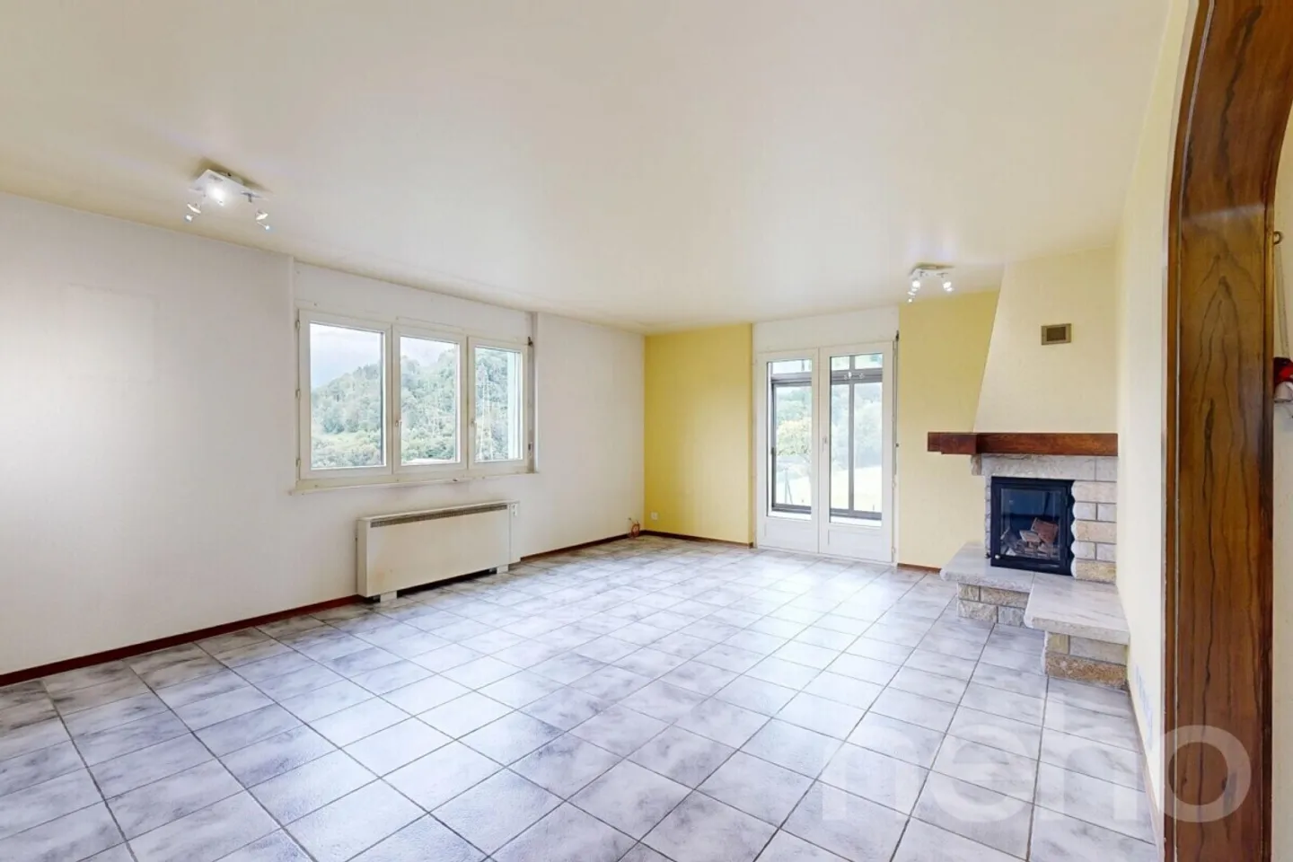 Casa familiare con vista panoramica - Giardino e garage - Foto 4 di 12