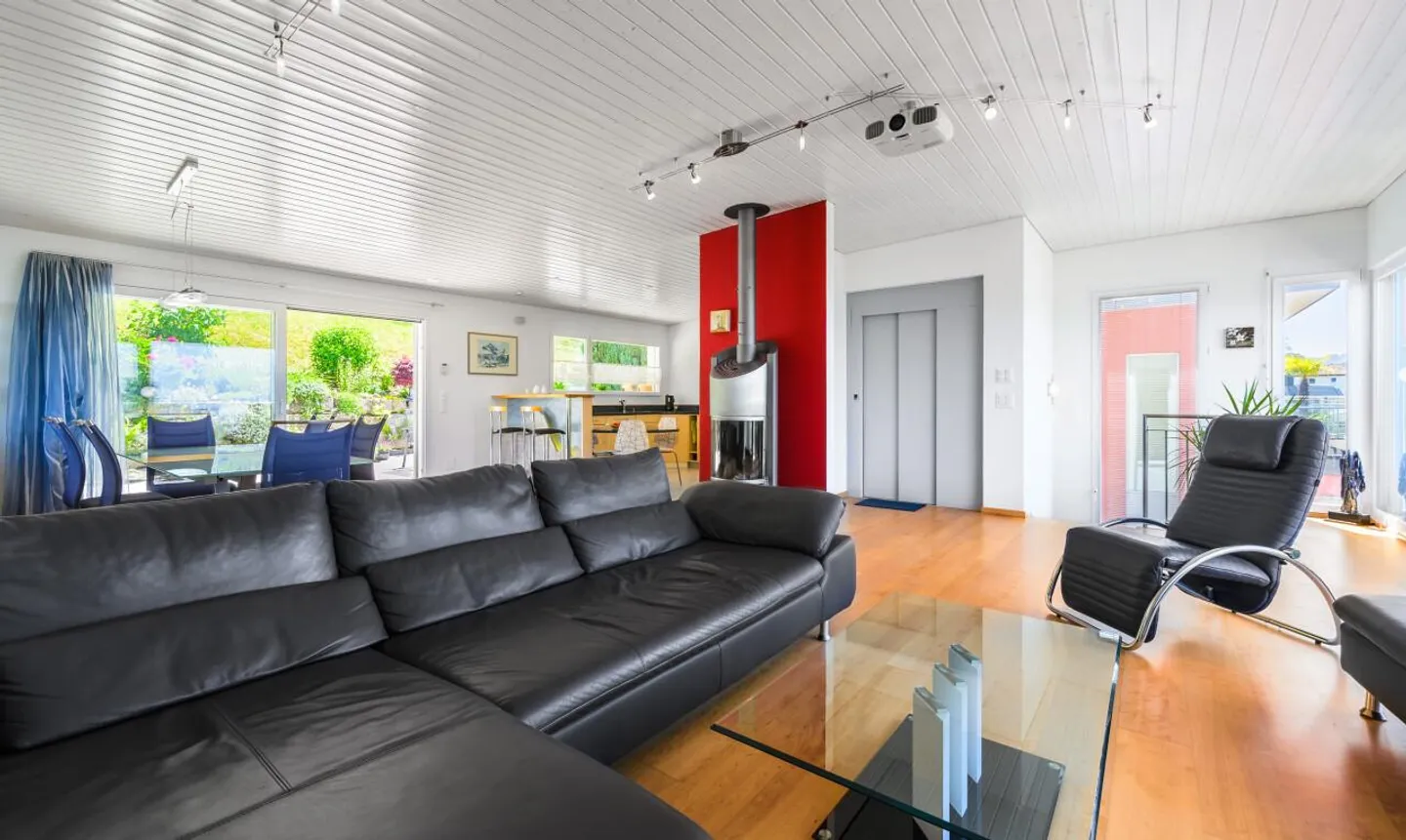 Casa unifamiliare con appartamento separato a Herisau - Foto 7 di 11