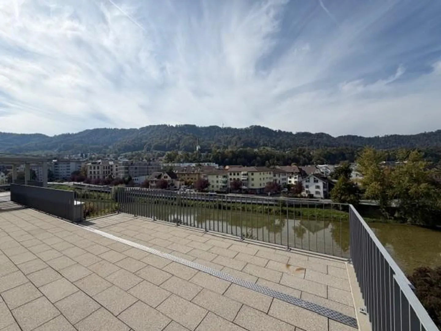 Attico sopra i tetti di Adliswil - con ampia terrazza - Foto 16 di 17