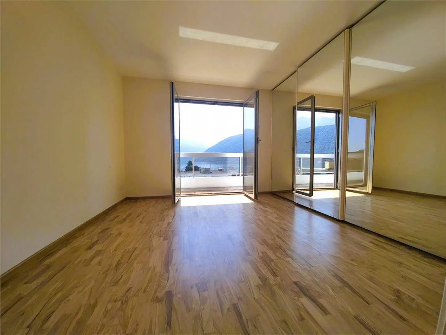 Comfortable Attic with Wonderful View of the Lake and Mountains 360° - Photo 5 of 6