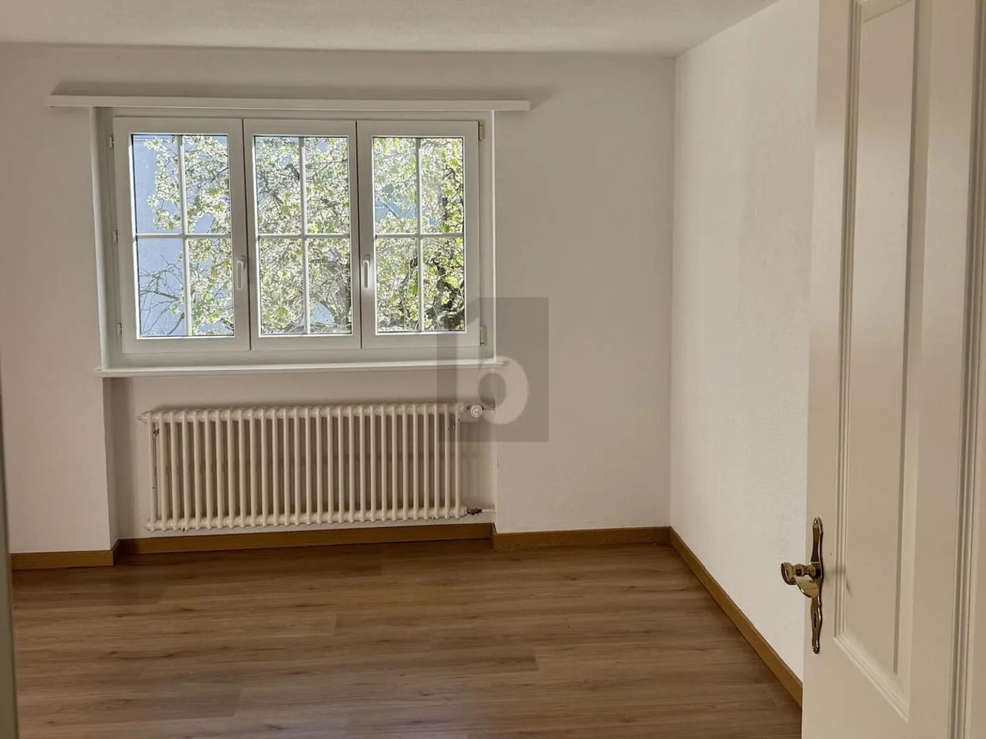 Modern renovierte Doppelhaushälfte - Foto 3 von 6