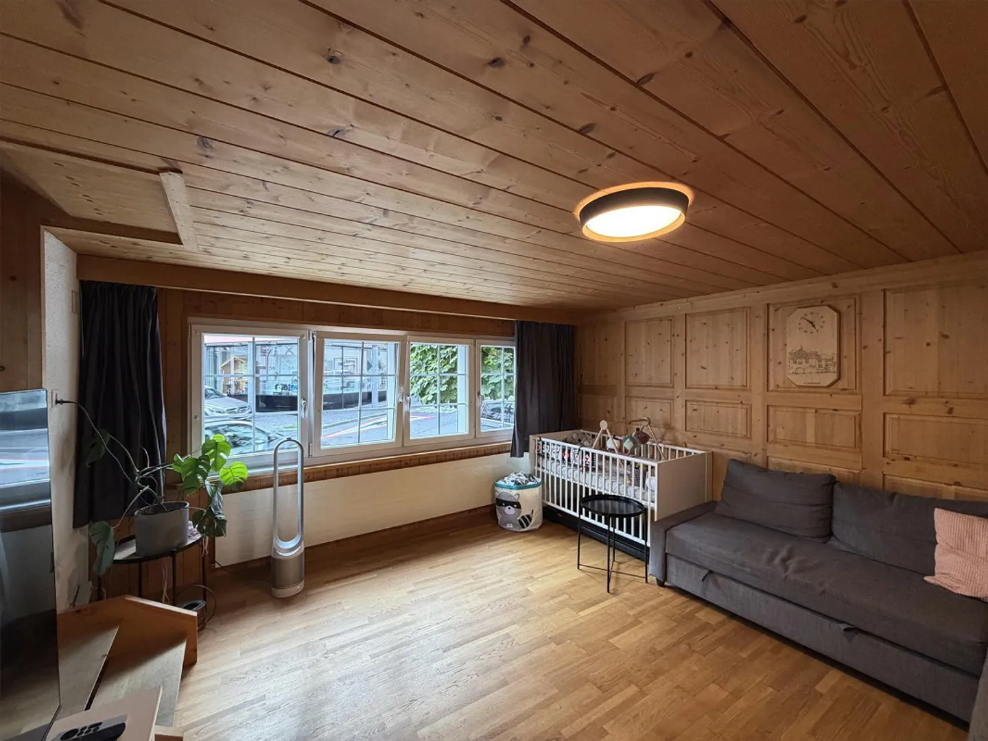 Attractive apartment in a central location - Photo 4 of 8