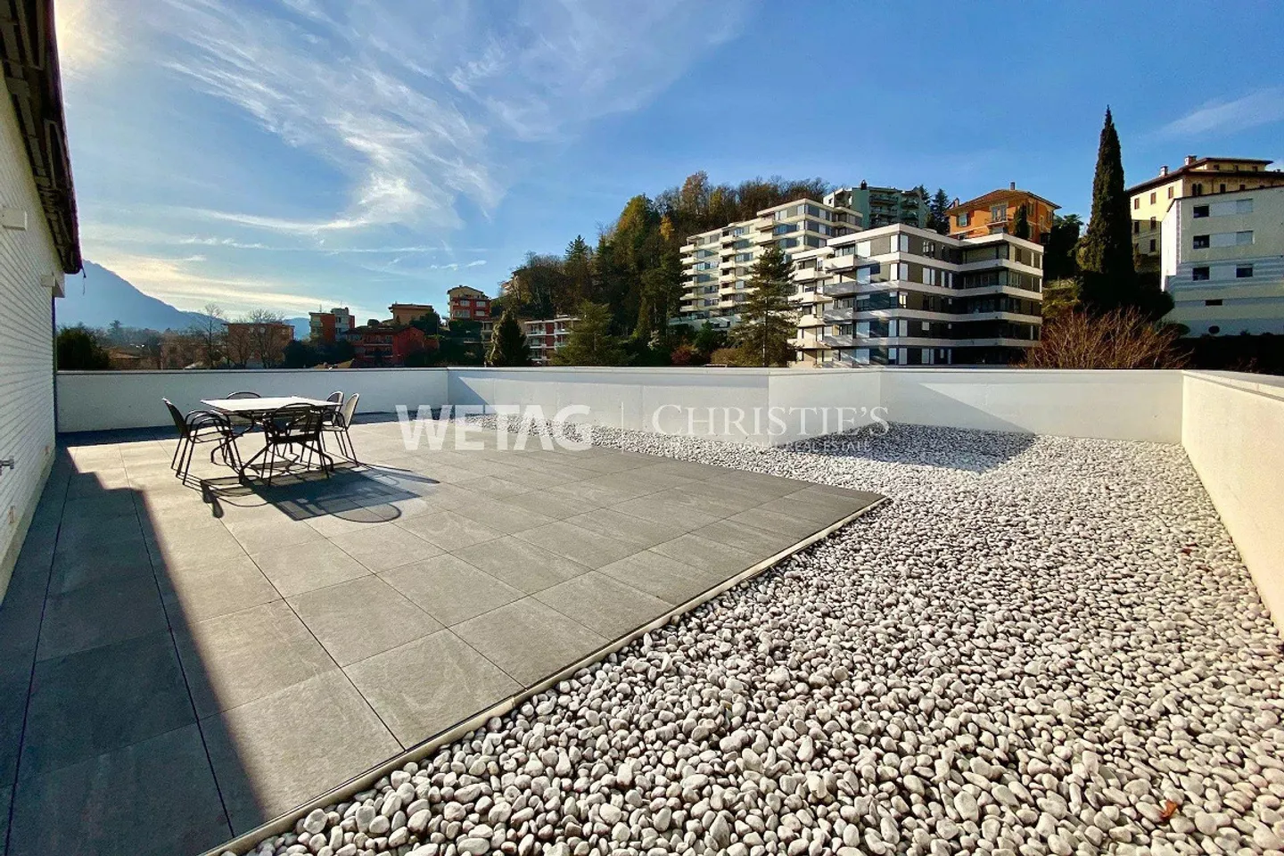 Lugano: Appartamento attico con grande terrazza in vendita - Foto 1 di 10