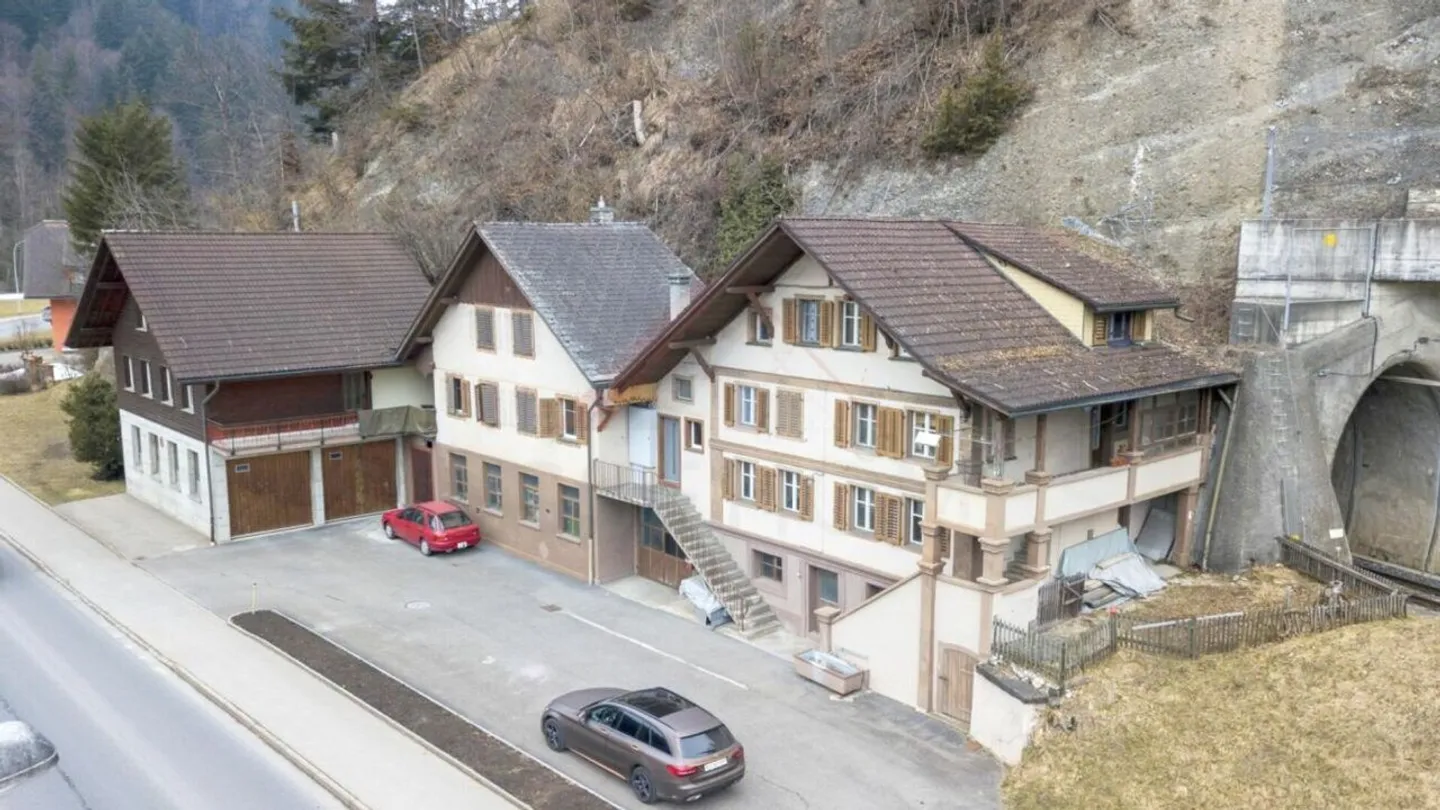 Terreno edificabile unico a Oensingen - con proprietà esistente e posizione con vista mozzafiato - Foto 1 di 17