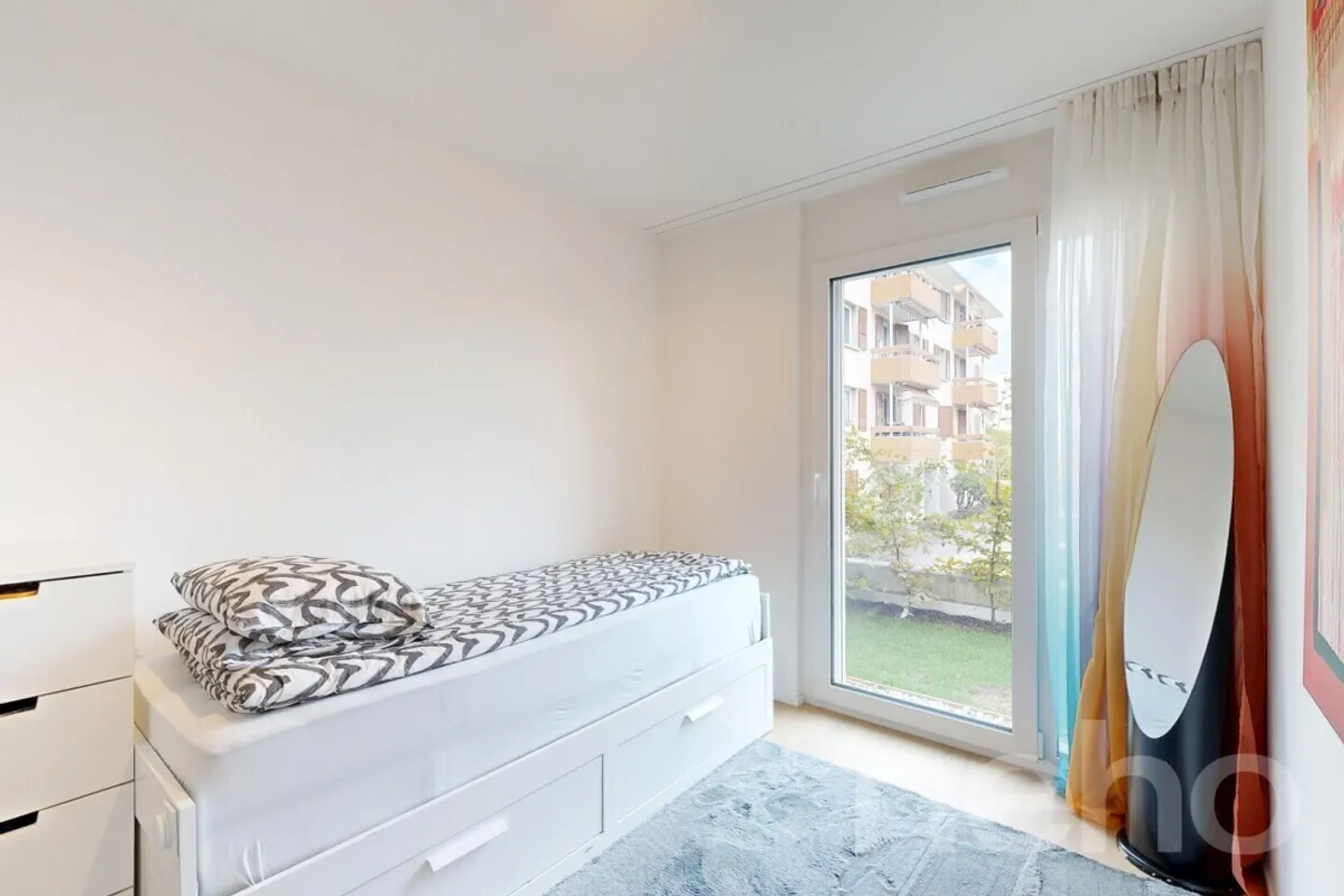 Appartamento luminoso di 3,5 locali con terrazza e giardino privato - Foto 9 di 12