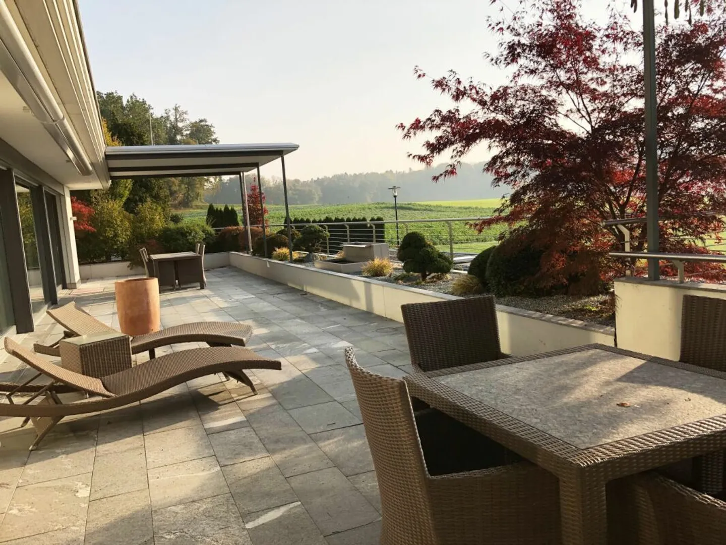 Luxuriöse Terrassenwohnung mit Bergblick - Foto 2 von 14