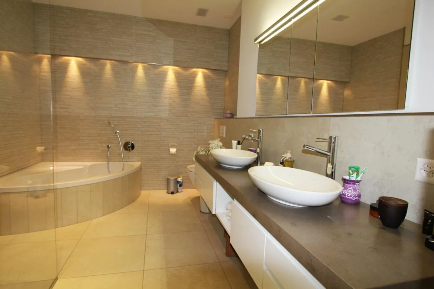 Luxuriöse Terrassenwohnung mit Bergblick - Foto 9 von 14