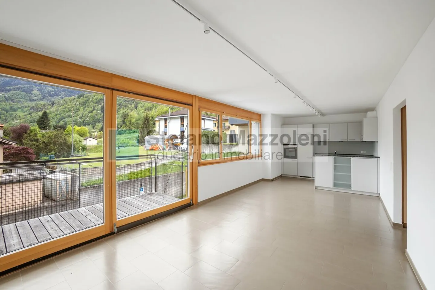 Elegante appartamento di 4.5 locali nel cuore di Acquarossa - Foto 1 di 10