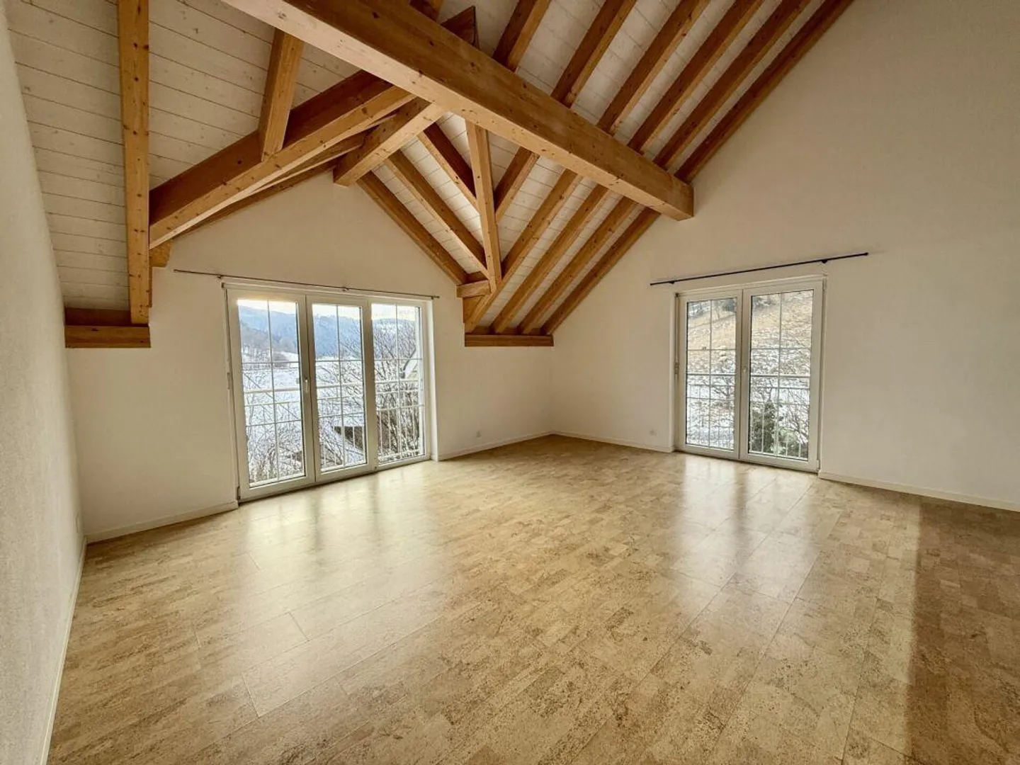 Detached 5.5 Room Family House in the Green - Photo 8 of 17