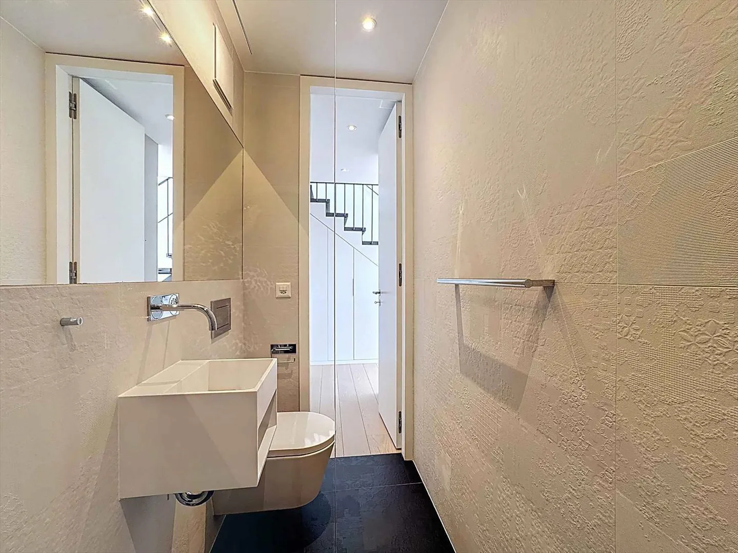 Neues 3.5-Zimmer-Duplex mit ländlichem Blick - Foto 7 von 13