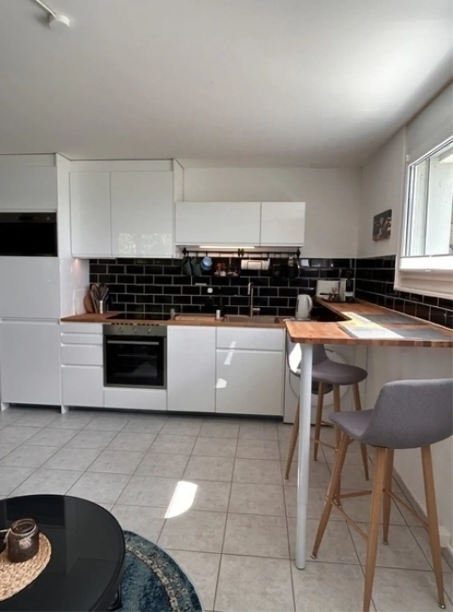 «STUDIO IN REMETSCHWIL (AG), MÖBLIERT, TEMPORÄR» - Foto 4 von 10