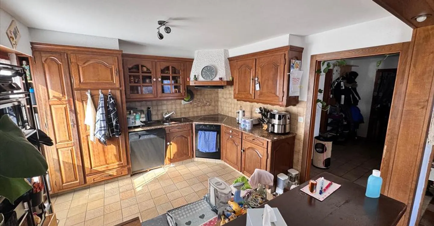 Casa di 10 vani - Foto 2 di 11
